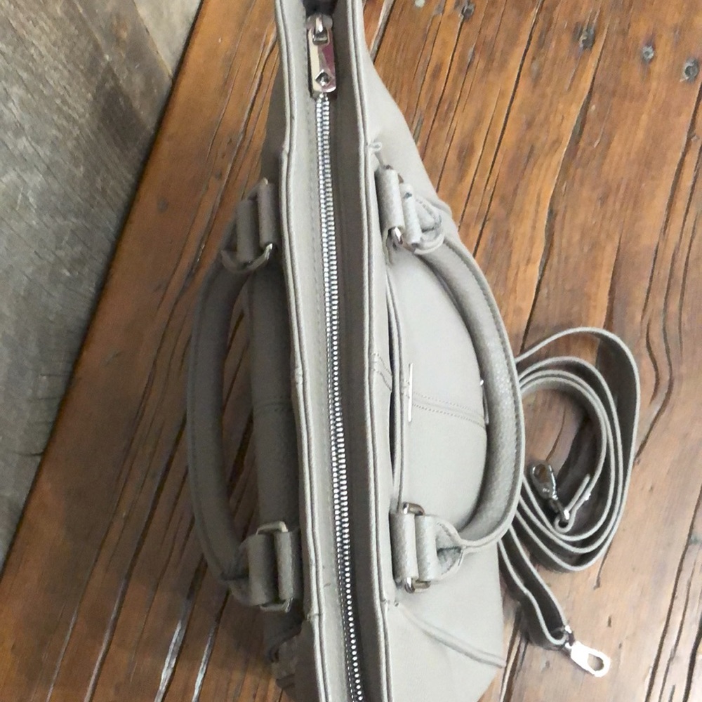 Thirty One Mini Diamond District Tote Purse in Putty Snake Jewell by thirty-one - Picture 6 of 17